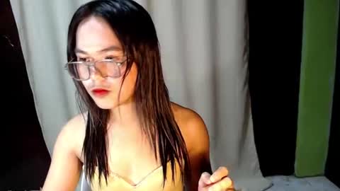 Snapshot of ms_lyka chatting on 07/14/26, 05:12 lyca online show from 07/14/26, 05:12