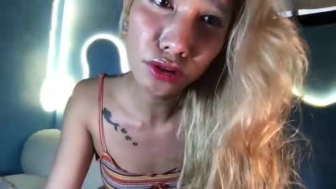 Snapshot of ms_maureenx69x chatting on 03/27/26, 07:36 ms_maureenx69x online show from 03/27/26, 07:36