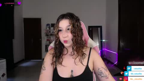Snapshot of ms_ratuelita chatting on 06/07/26, 06:33 Manuela3 online show from 06/07/26, 06:33
