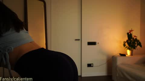 Snapshot of ms_seductive chatting on 04/29/26, 02:43 Your M online show from 04/29/26, 02:43