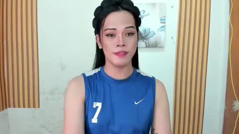 Snapshot of ms_selenaxx chatting on 04/11/26, 08:18 selena online show from 04/11/26, 08:18