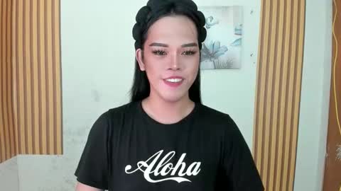 Snapshot of ms_selenaxx chatting on 04/16/26, 10:27 selena online show from 04/16/26, 10:27