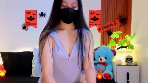 ms_shye online show from 10/28/25, 12:58