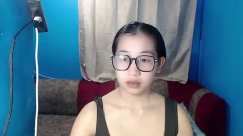 ms_skye online show from 11/14/25, 12:53