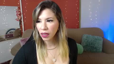 Sofia online show from 01/04/25, 04:54