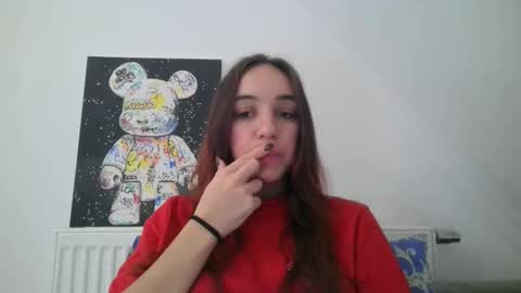 ms_sophiee online show from 10/18/25, 03:57