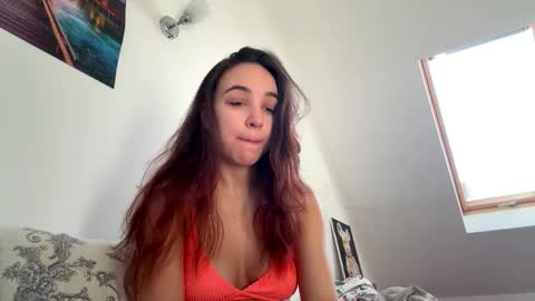 ms_sophiee online show from 02/09/26, 10:19