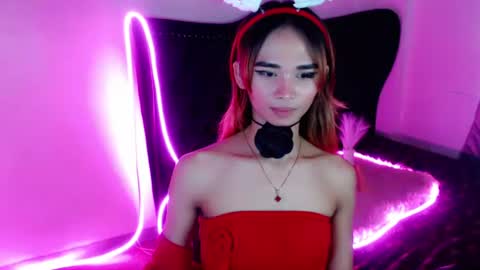 mscherry_ online show from 12/21/25, 03:13