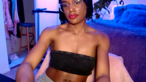 Snapshot of msemonibrown chatting on 02/12/26, 09:21 CocoSage online show from 02/12/26, 09:21