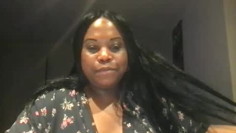 Snapshot of msjonemillion chatting on 04/21/26, 04:08 Chocolate Candy Stick online show from 04/21/26, 04:08