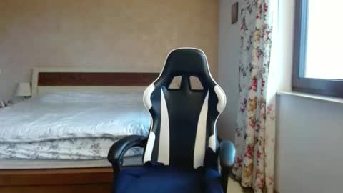 Snapshot of msmarshmallow1 chatting on 10/01/25, 09:26 msmarshmallow1 online show from 10/01/25, 09:26