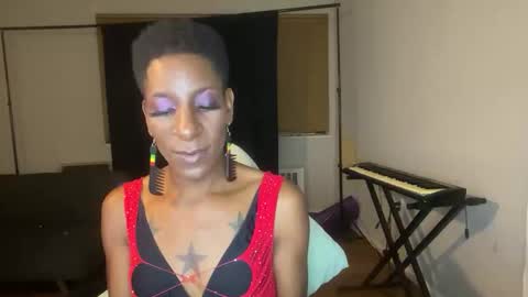 Snapshot of msmerlinmystique chatting on 09/26/25, 08:18 Merlin Mystique online show from 09/26/25, 08:18