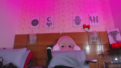 Manuela  online show from 01/11/25, 06:03