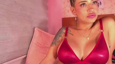 Manuela  online show from 02/11/25, 09:09