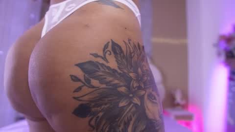 Manuela  online show from 12/20/25, 03:13