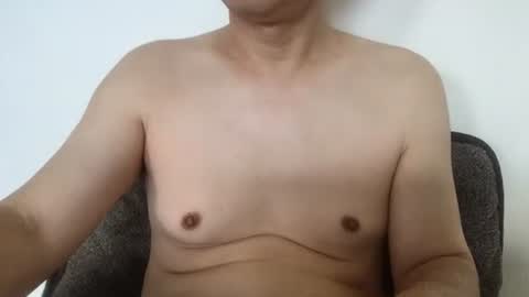 Snapshot of mtakashi2 chatting on 10/13/25, 05:07 mtakashi2 online show from 10/13/25, 05:07