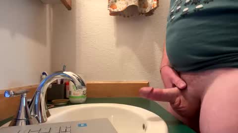 Snapshot of mtb1022222 chatting on 11/04/25, 07:57 mtb1022222 online show from 11/04/25, 07:57