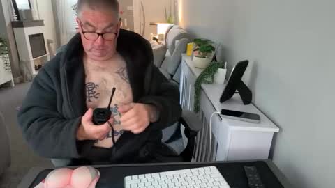 mtb1697 online show from 09/19/25, 07:54