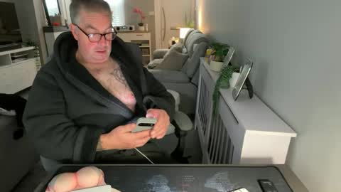 mtb1697 online show from 10/29/25, 10:39