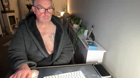 mtb1697 online show from 11/26/25, 11:39