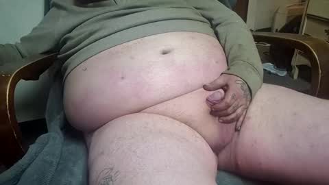 Snapshot of mtrcyclerydr chatting on 11/22/25, 10:36 B-Lo Average Guy online show from 11/22/25, 10:36