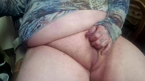 Snapshot of mtrcyclerydr chatting on 01/12/26, 09:31 B-Lo Average Guy online show from 01/12/26, 09:31