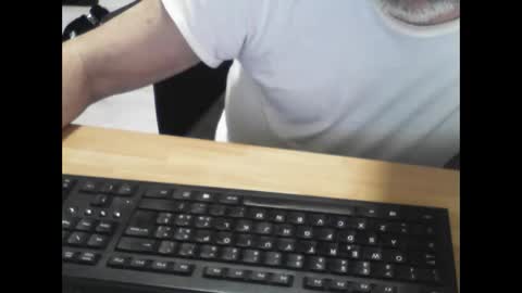 Snapshot of mtwpaul chatting on 02/27/25, 06:18 mtwpaul online show from 02/27/25, 06:18