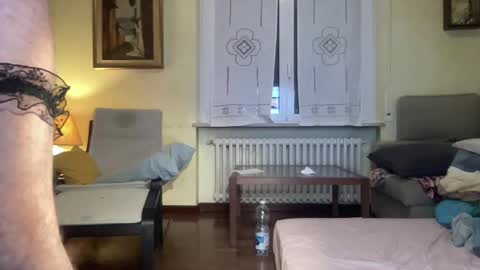 Snapshot of much_fun1 chatting on 01/18/25, 11:22 much_fun1 online show from 01/18/25, 11:22