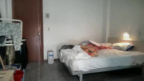 Snapshot of much_fun1 chatting on 09/24/25, 01:36 much_fun1 online show from 09/24/25, 01:36