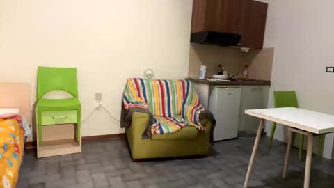 Snapshot of much_fun1 chatting on 10/26/25, 05:08 much_fun1 online show from 10/26/25, 05:08