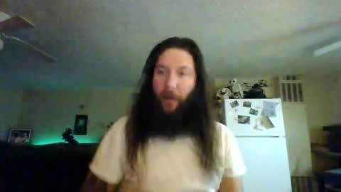Snapshot of mudge chatting on 02/10/25, 02:30 Mudge online show from 02/10/25, 02:30