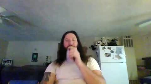 Snapshot of mudge chatting on 02/11/25, 09:56 Mudge online show from 02/11/25, 09:56