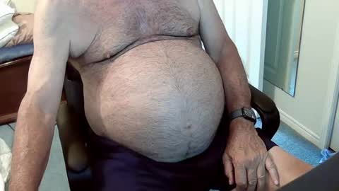 Snapshot of muff3ater chatting on 07/17/26, 11:42 muff3ater online show from 07/17/26, 11:42