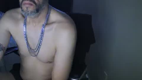 Snapshot of muffdiver718 chatting on 01/12/25, 05:56 Muffdiver online show from 01/12/25, 05:56