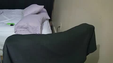 Snapshot of muffdiver718 chatting on 01/26/25, 12:48 Muffdiver online show from 01/26/25, 12:48