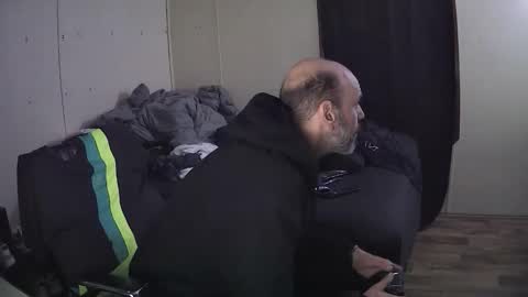 Snapshot of muffdiver718 chatting on 02/06/26, 02:38 Muffdiver online show from 02/06/26, 02:38