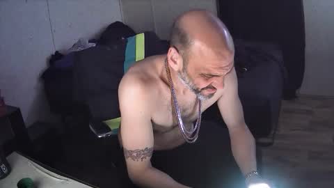 Muffdiver online show from 03/24/26, 02:38