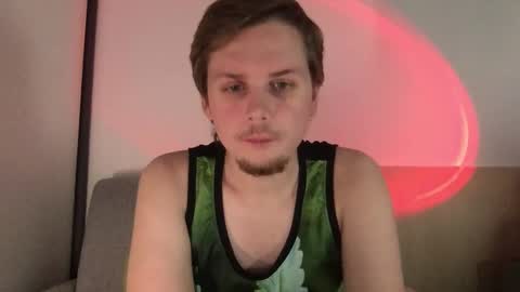 Snapshot of muffin__men chatting on 12/22/25, 10:23 muffin men online show from 12/22/25, 10:23