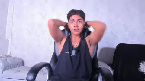 Snapshot of muichiro_tokito1 chatting on 12/20/24, 04:42 muichiro tokito1 online show from 12/20/24, 04:42