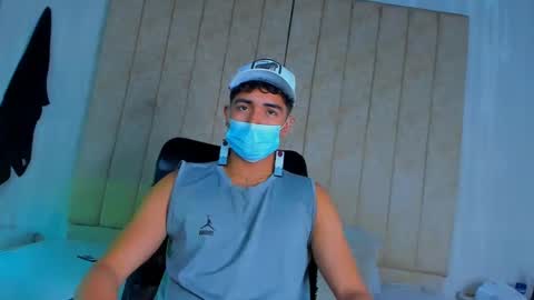 Snapshot of muichiro_tokito1 chatting on 12/28/24, 02:32 muichiro tokito1 online show from 12/28/24, 02:32