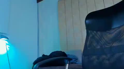 Snapshot of muichiro_tokito1 chatting on 01/13/25, 06:49 muichiro tokito1 online show from 01/13/25, 06:49