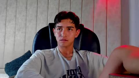 Snapshot of muichiro_tokito1 chatting on 11/09/25, 04:00 muichiro tokito1 online show from 11/09/25, 04:00