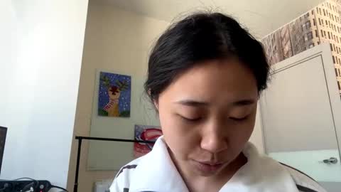 Mia online show from 02/12/26, 03:34