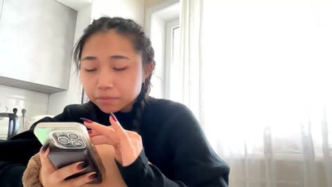 Mia online show from 02/25/26, 03:38