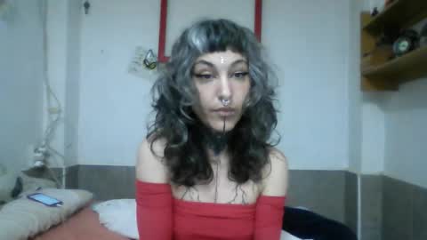 Snapshot of mulderandvalkyrie chatting on 10/30/25, 08:20 mulderandvalkyrie online show from 10/30/25, 08:20