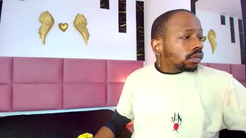 Snapshot of muller_asher chatting on 10/29/25, 08:32 Muller Asher online show from 10/29/25, 08:32