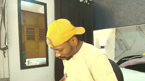 Snapshot of muller_asher chatting on 11/06/25, 03:07 Muller Asher online show from 11/06/25, 03:07