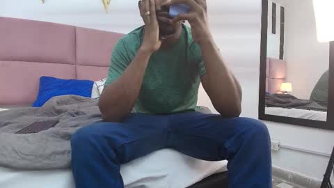 Snapshot of muller_asher chatting on 11/11/25, 02:55 Muller Asher online show from 11/11/25, 02:55