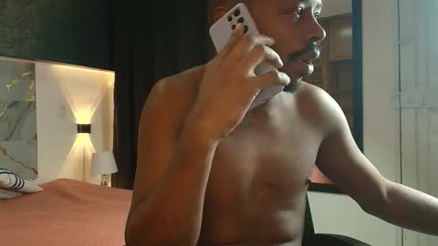 Snapshot of muller_asher chatting on 11/22/25, 04:33 Muller Asher online show from 11/22/25, 04:33