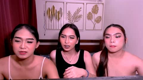 Snapshot of multicummer_kitty chatting on 03/23/26, 03:16 multicummer_kitty online show from 03/23/26, 03:16